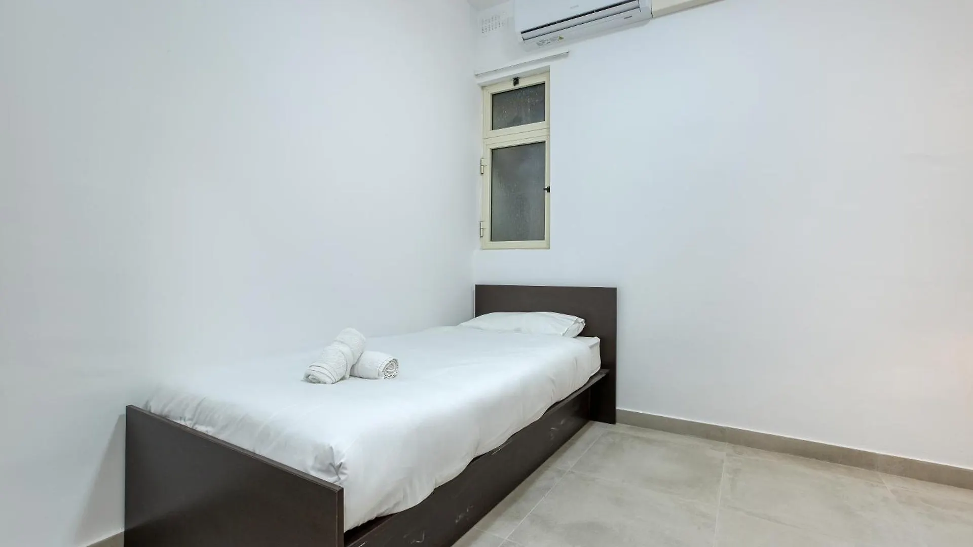 Seafront Apt, In The Centre Of Sliema, Opp Beach By 360 Estates 0*, Sliema Malta