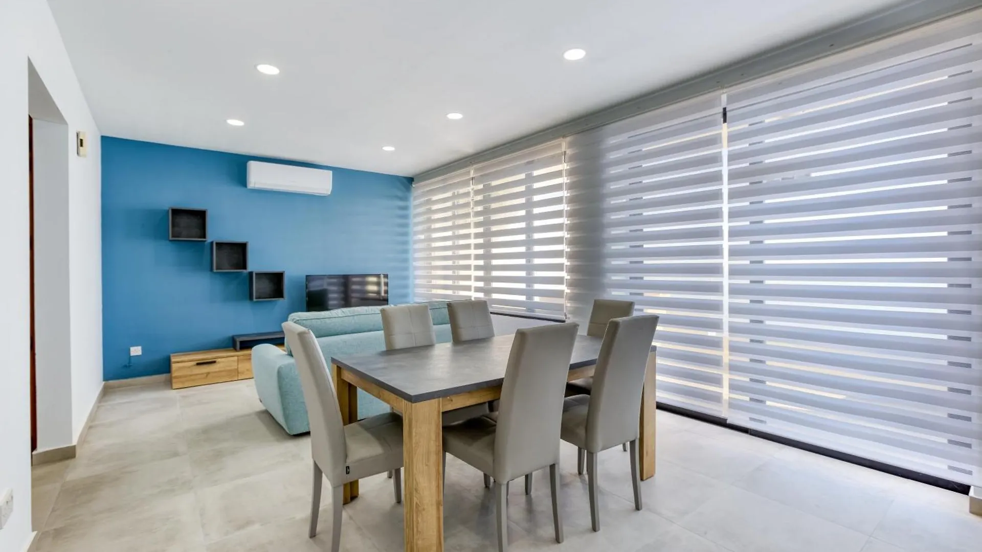 Seafront Apt, In The Centre Of Sliema, Opp Beach By 360 Estates 0*, Sliema Malta
