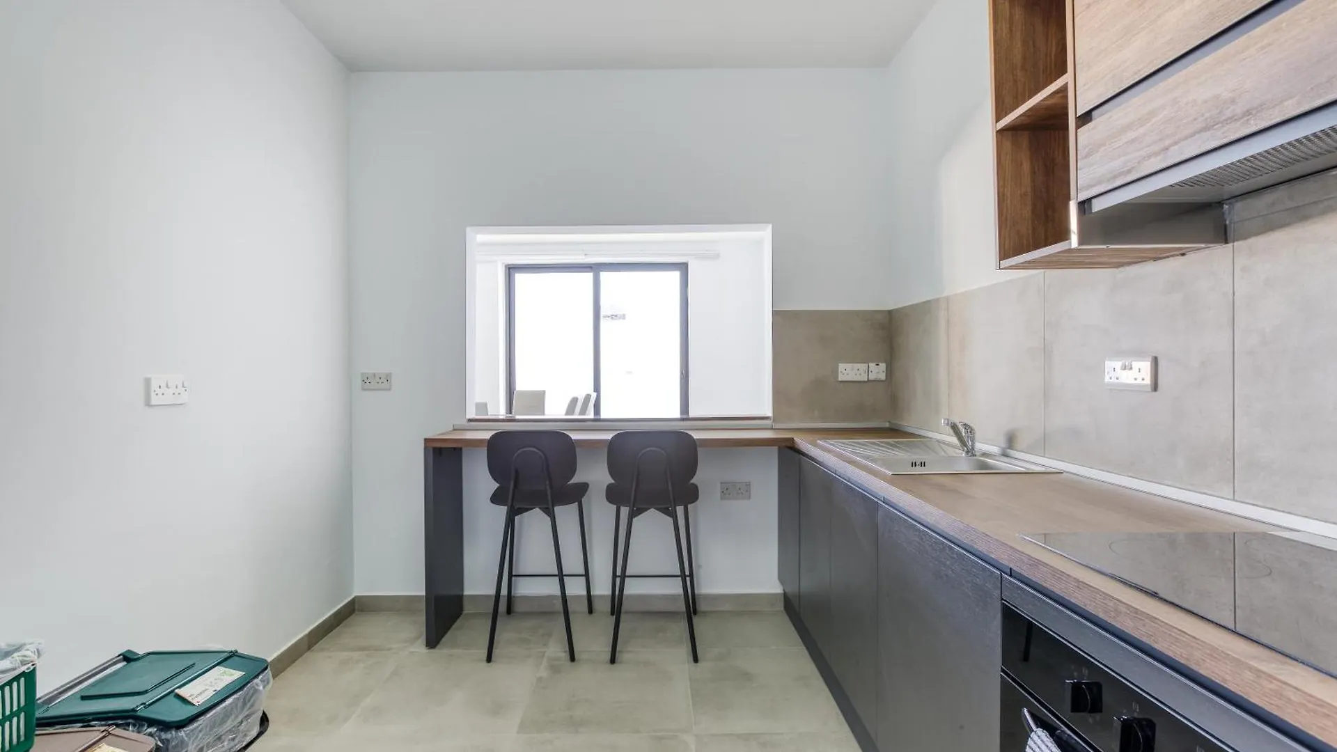 Seafront Apt, In The Centre Of Sliema, Opp Beach By 360 Estates 0*, Sliema Malta