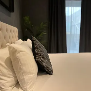 Aparthotel Sliema Studios, Sliema